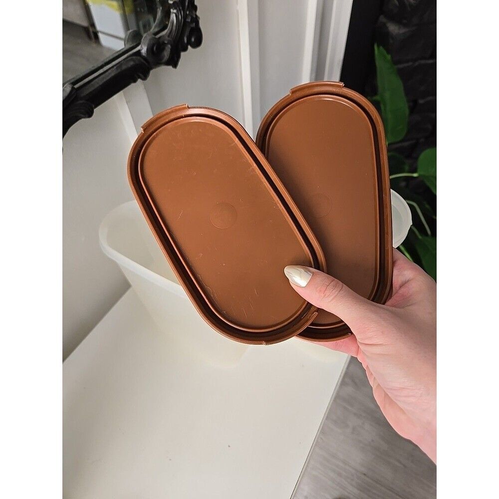 Vtg Tupperware Lot 2 Tall Sheer 12 1/4 Cup Container and 9 3/4 Brown Lids - Picture 6 of 7
